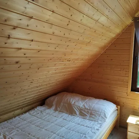 Holiday home Drewniane U Marioli *