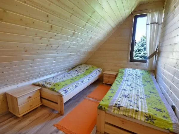 بيت للعطل Drewniane U Marioli *